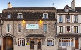 Logis Hotel De La Cloche